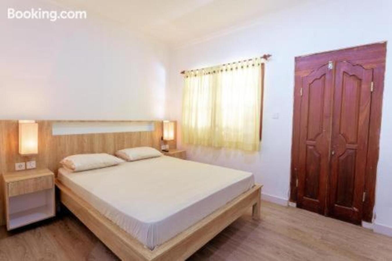 Segara Sadhu Inn Kuta By Ecommerceloka Ngoại thất bức ảnh