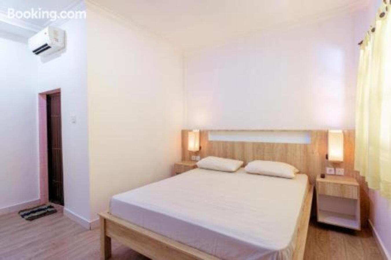 Segara Sadhu Inn Kuta By Ecommerceloka Ngoại thất bức ảnh