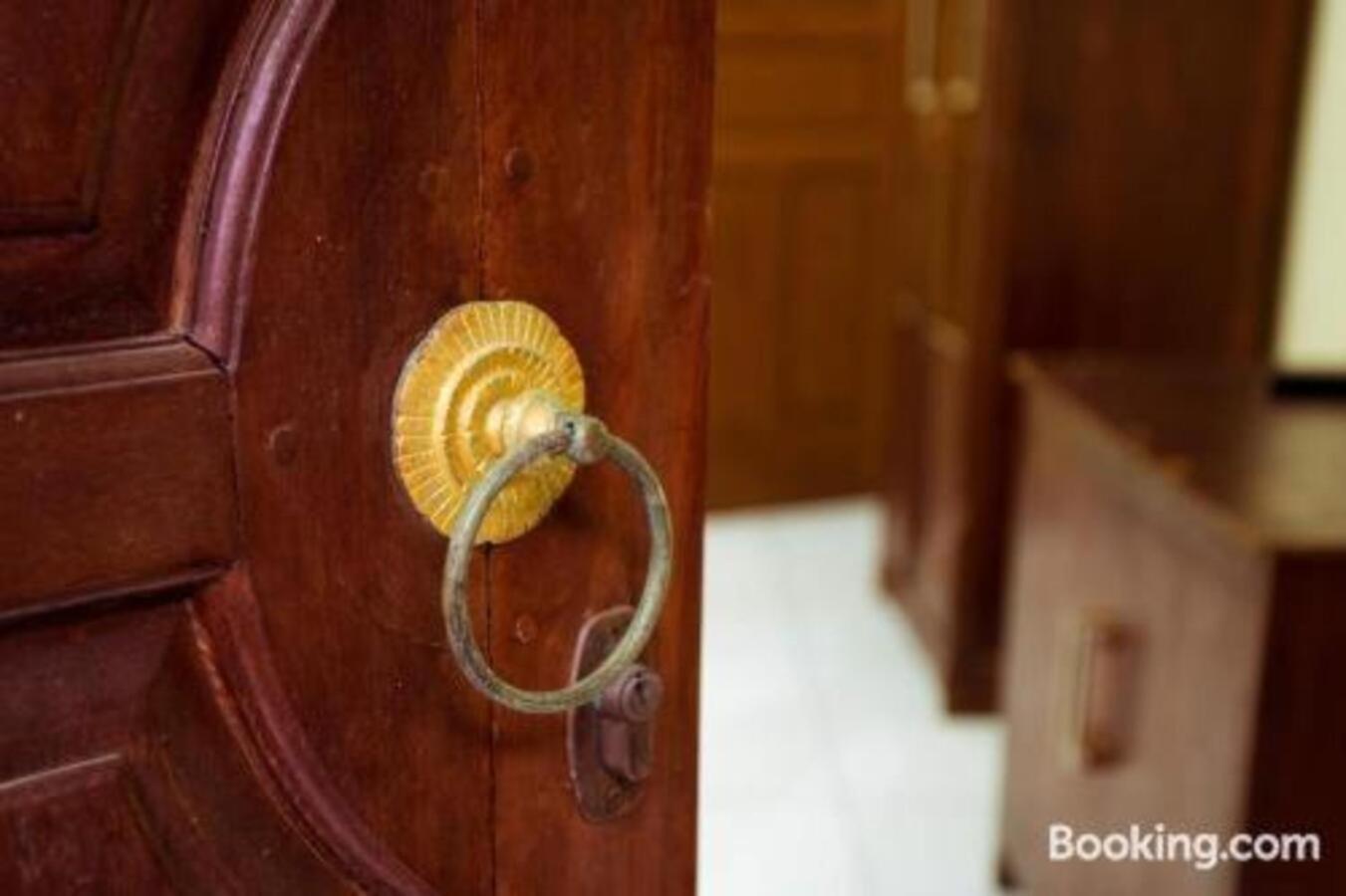 Segara Sadhu Inn Kuta By Ecommerceloka Ngoại thất bức ảnh