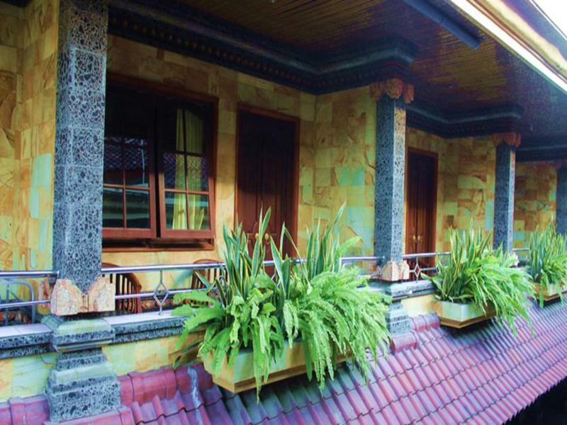 Segara Sadhu Inn Kuta By Ecommerceloka Ngoại thất bức ảnh